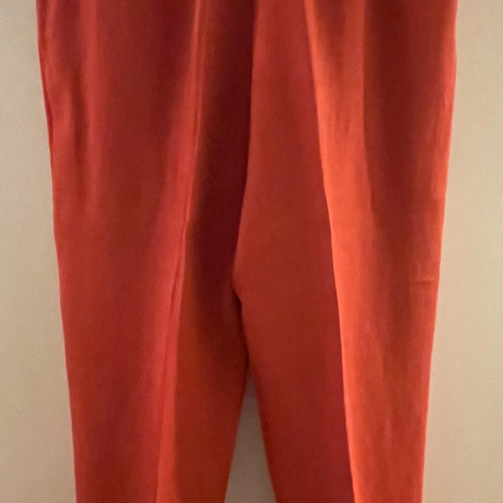 Doncaster Linen Pant Suit - Picture 6 of 8